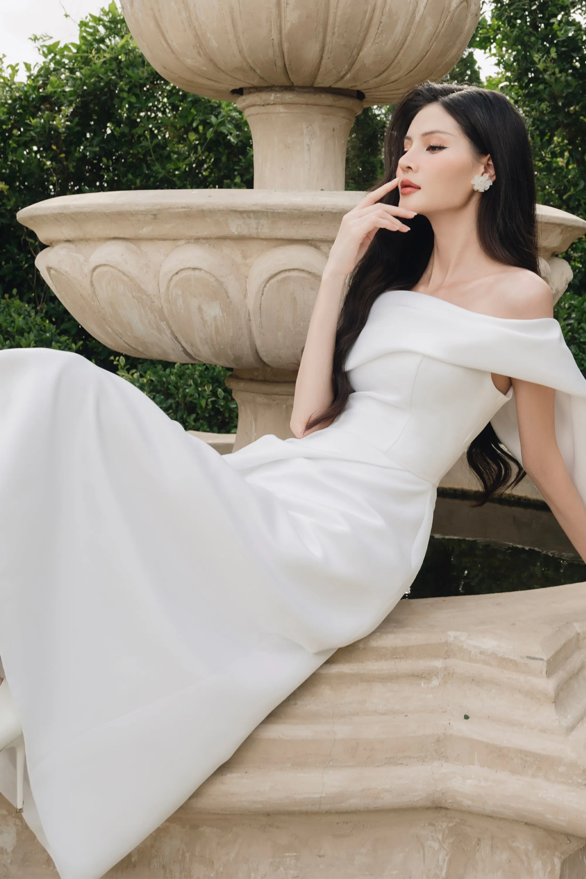 Amberly A-line Off-Shoulder Taffeta Below The Knee Dress