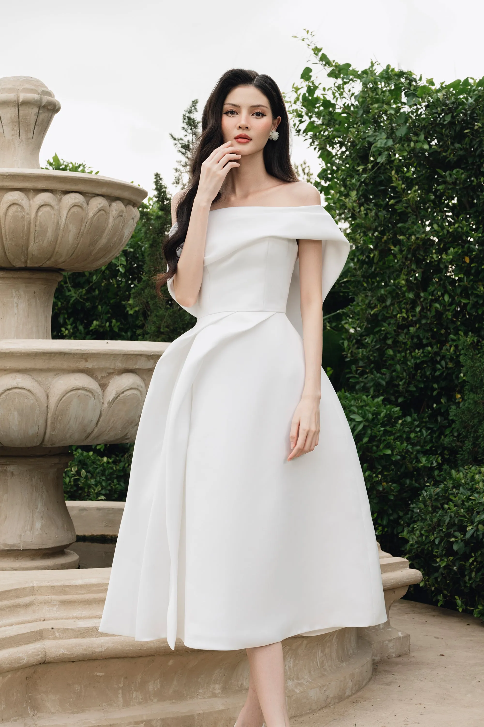 Amberly A-line Off-Shoulder Taffeta Below The Knee Dress