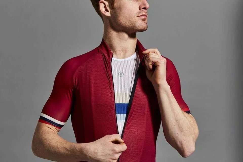 Chapeau! Club Logo Men Jersey - Devon Red